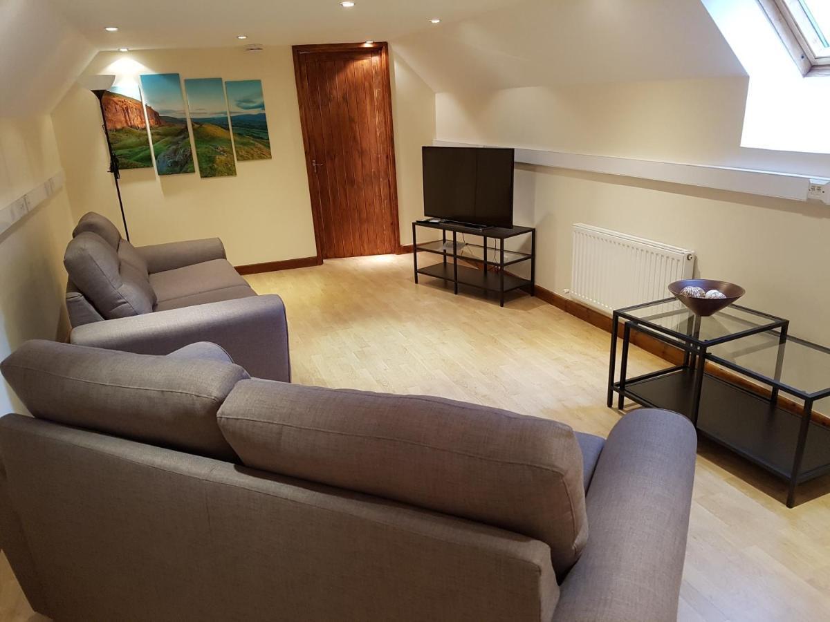 The Loft Apartment Абъргавени Екстериор снимка