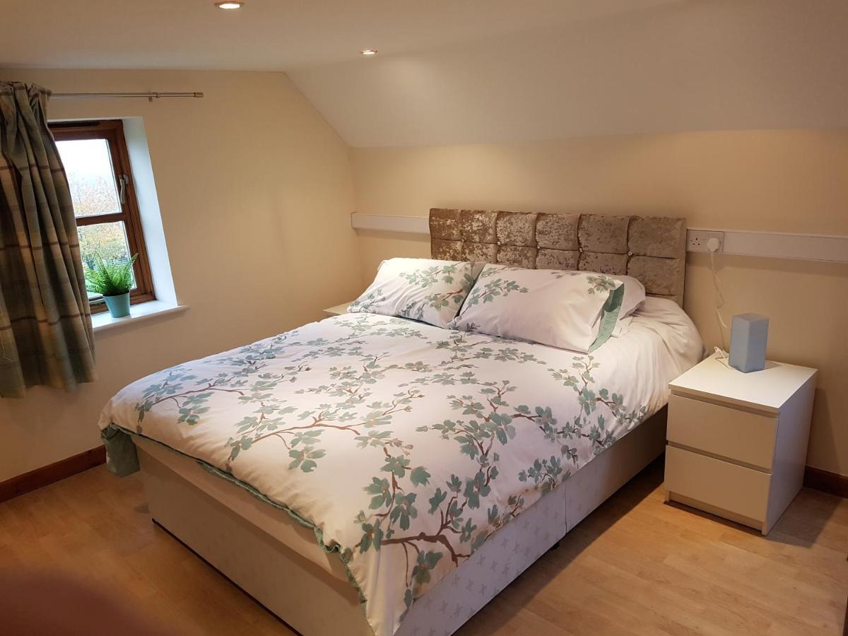 The Loft Apartment Абъргавени Екстериор снимка